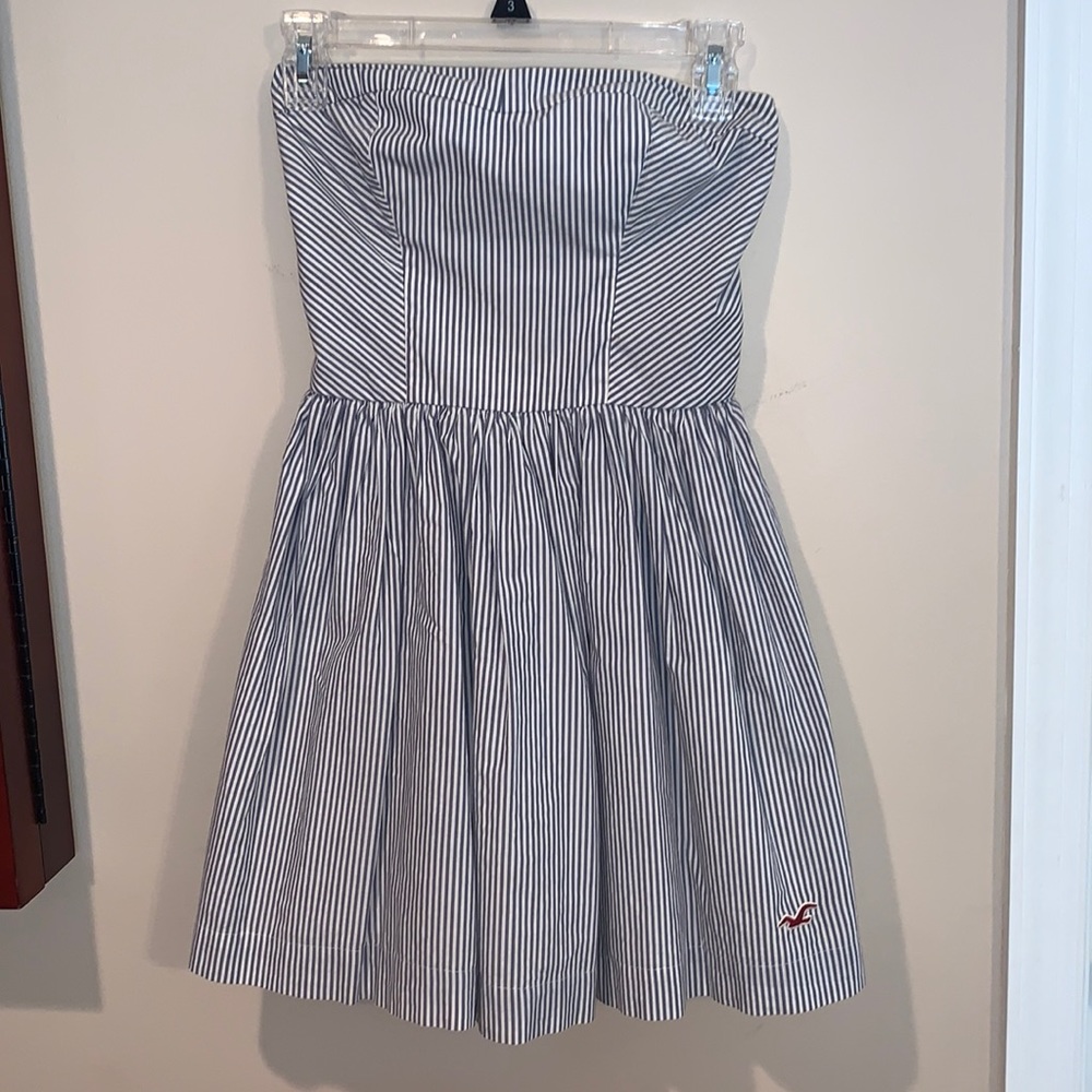 Hollister strapless striped dress